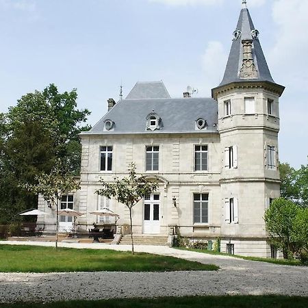 T2 De Charme Dans Un Chateau Layrac Екстериор снимка