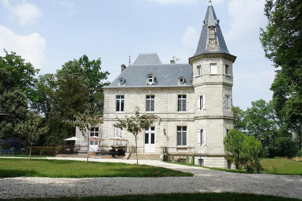 T2 De Charme Dans Un Chateau Layrac Екстериор снимка