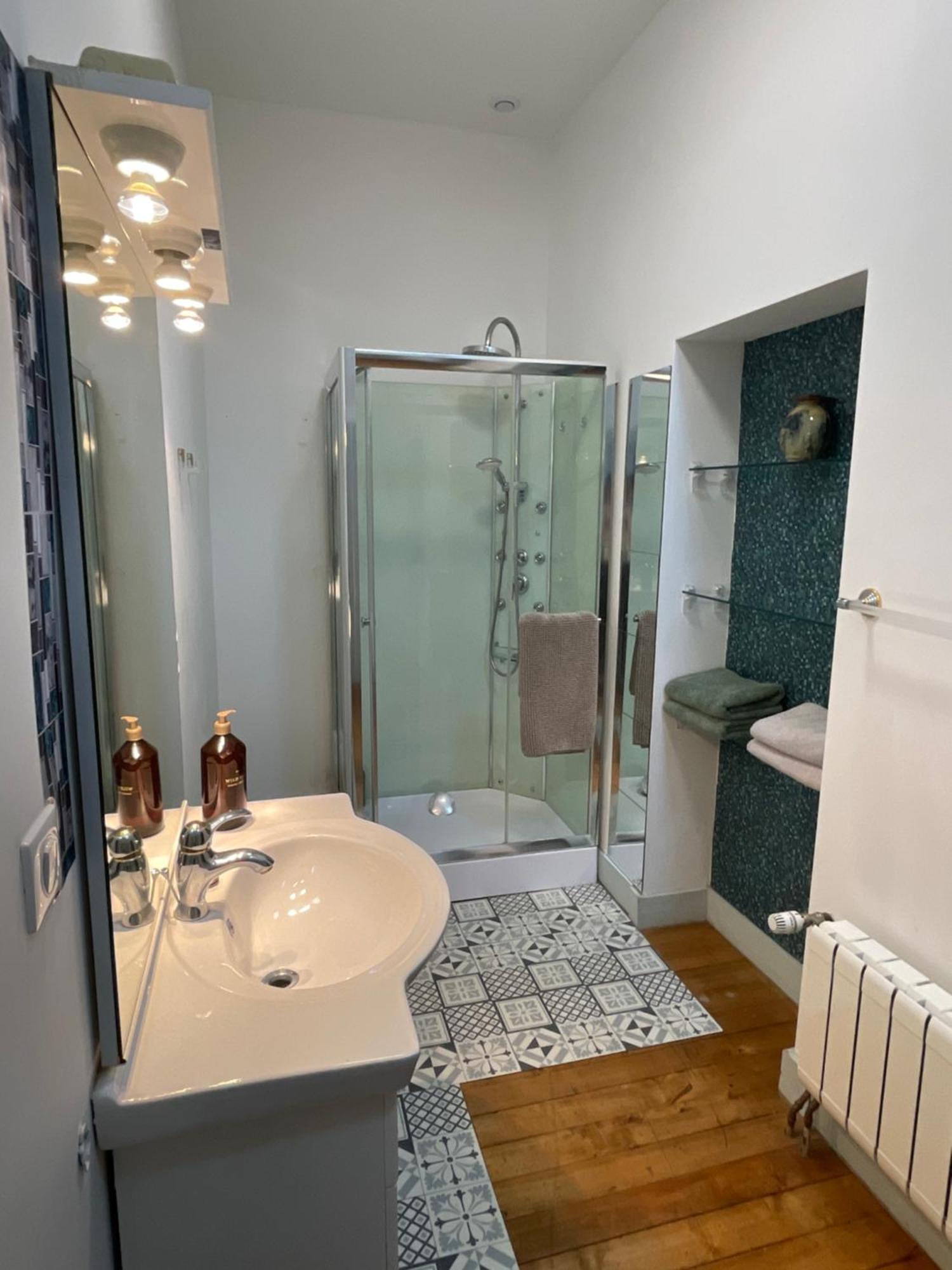 T2 De Charme Dans Un Chateau Layrac Екстериор снимка